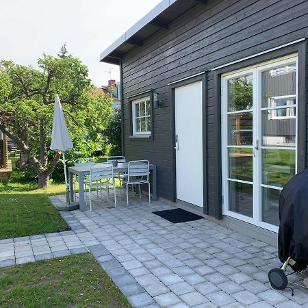 Toppmodernt Litet Hus Naera Kalmar Slott Och Havet Exterior foto