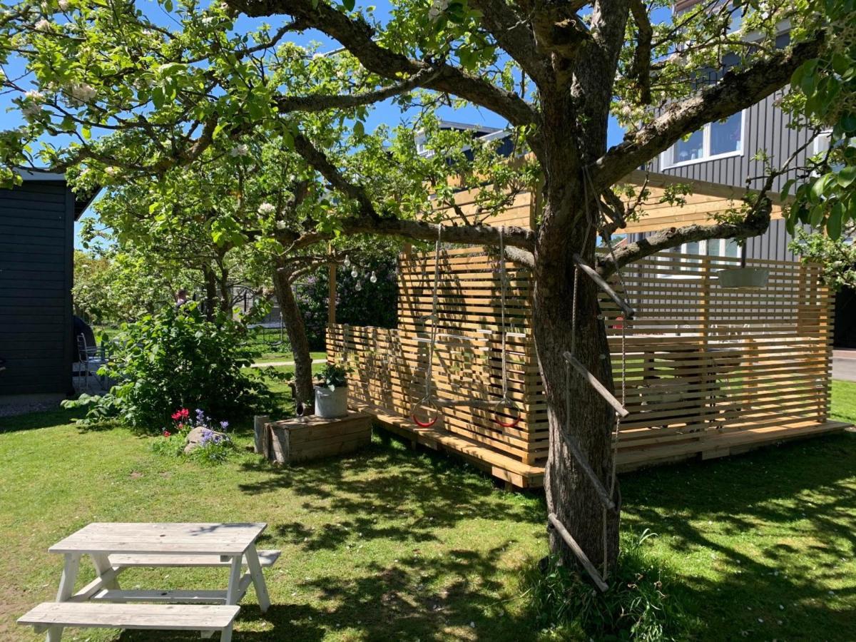 Toppmodernt Litet Hus Naera Kalmar Slott Och Havet Exterior foto